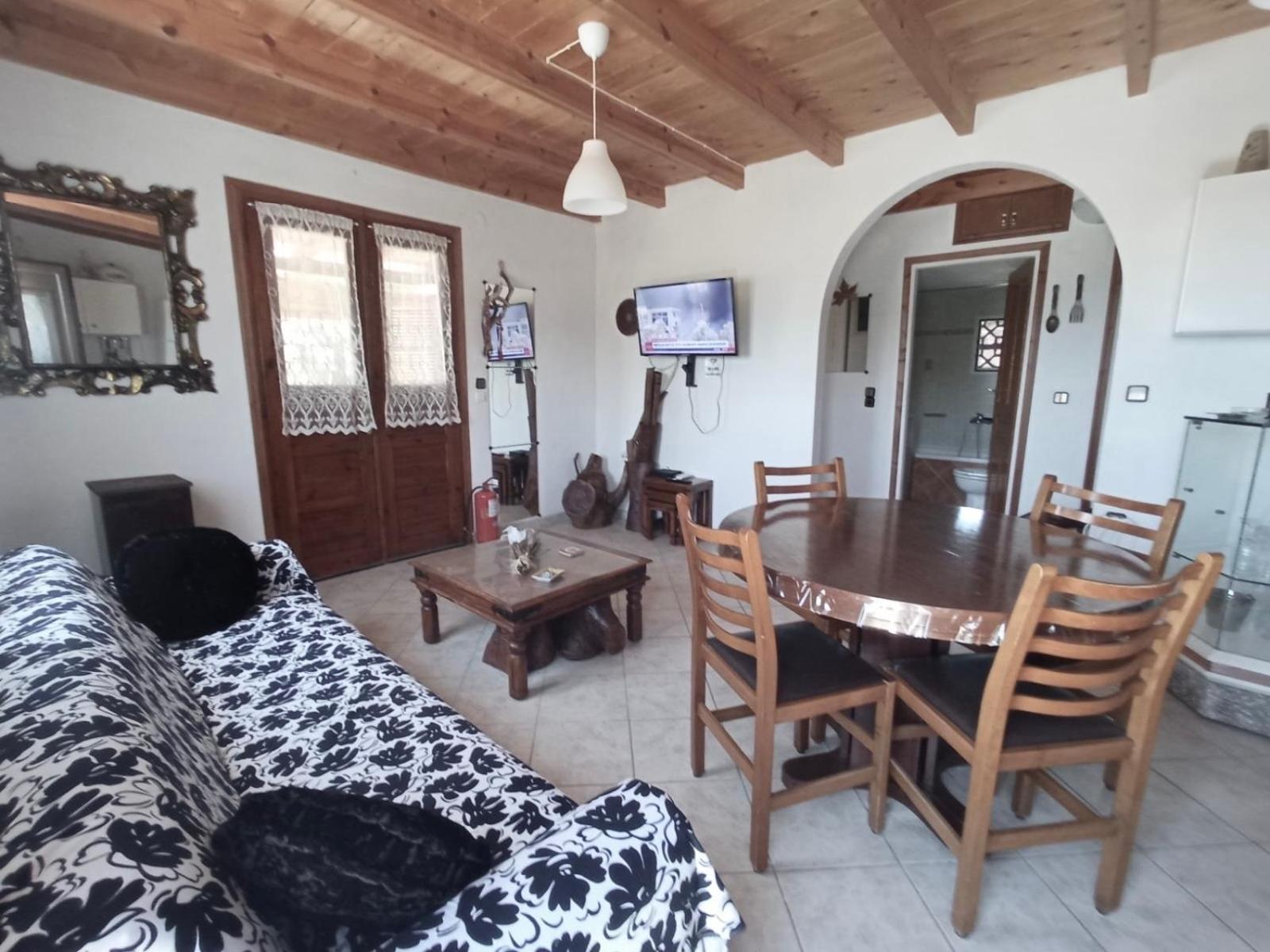 Marina House Next To Halikounas Beach Экстерьер фото